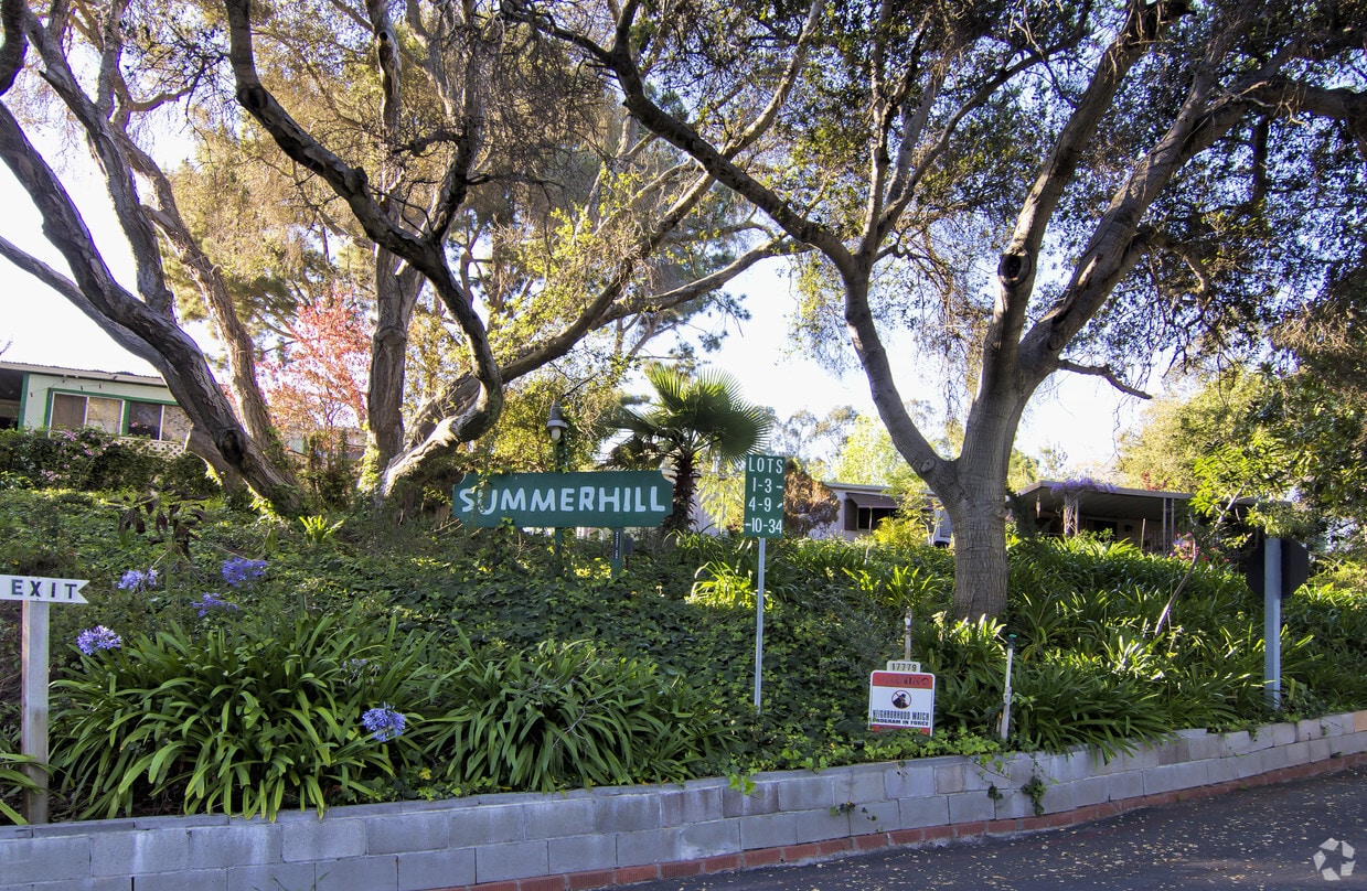 Summerhill Mobile Home Park Apartments in Salinas, CA