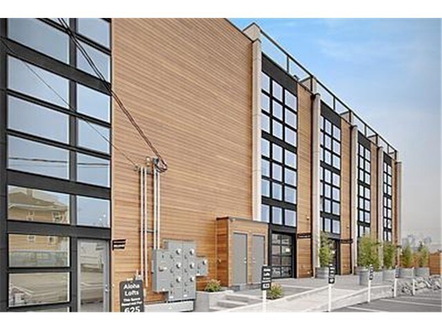 Live Work Townhouse In Downtown Seattle For Rent Primary Photo Live Work Townhouse In Downtown Seattle