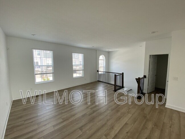 Foto del edificio - 6871 Adalene Ln