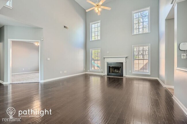Foto del edificio - 4 br, 4 bath House - 5835 Buckner Creek Dr...
