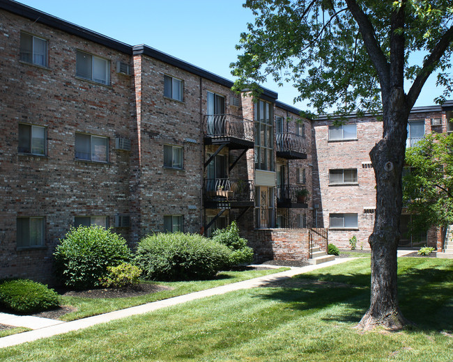 Summit East - A Senior Community - Apartments in Cincinnati, OH ...