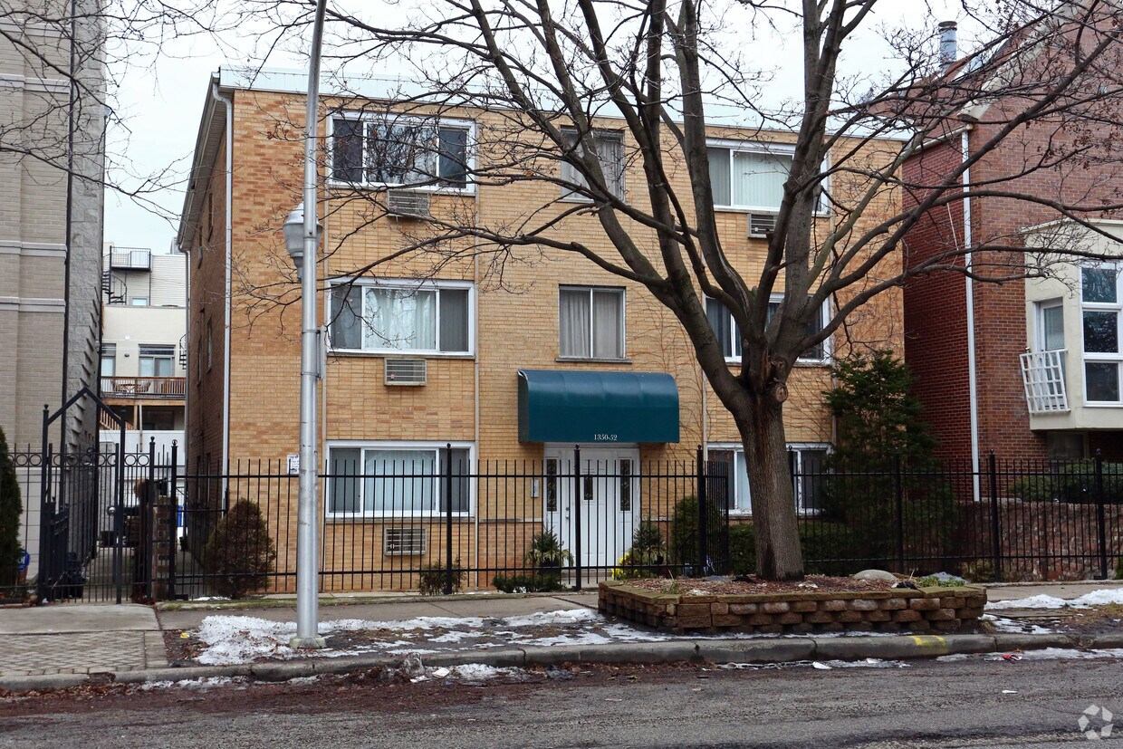 Foto del edificio - 1350-1352 N Cleveland Ave