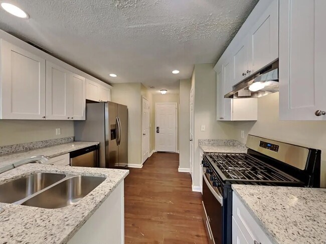 Foto del edificio - 3455 Carriage Chase Rd