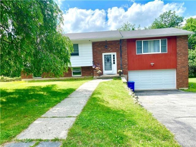 Primary Photo - 76 Eisenhower Dr