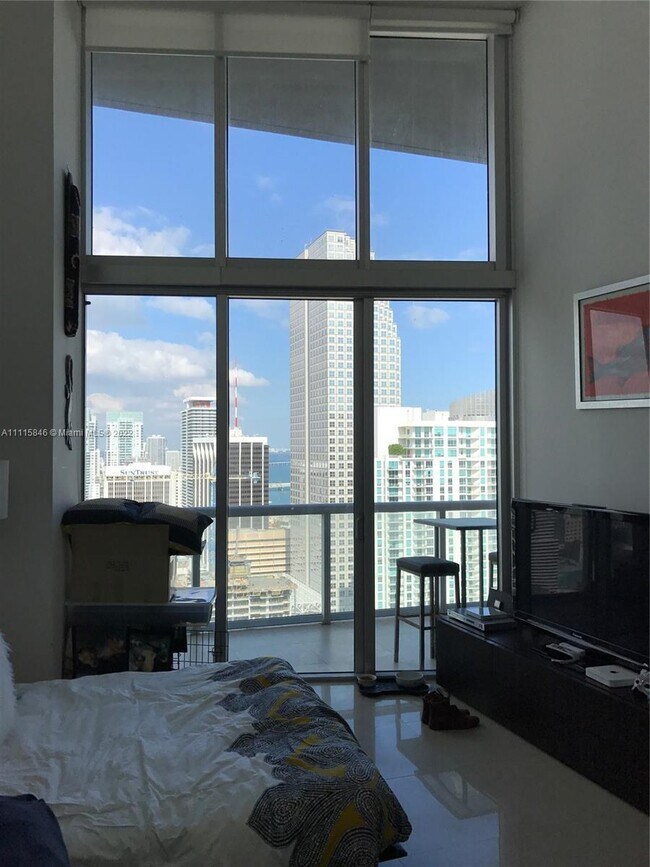 Foto del edificio - 475 Brickell Ave