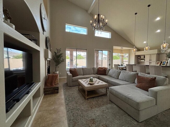 Foto del edificio - 3136 E Brookwood Ct