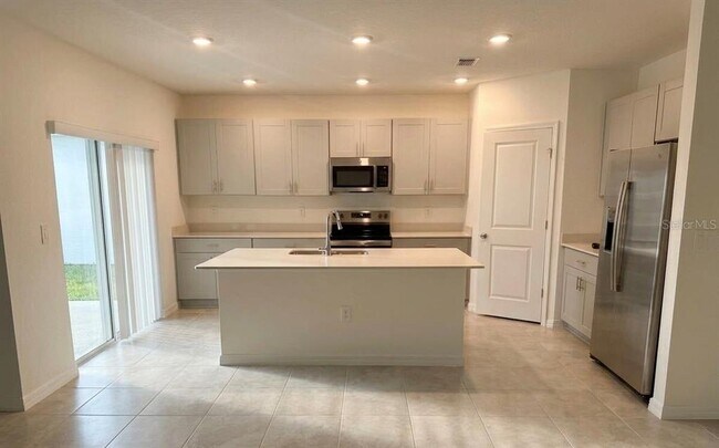 Building Photo - 5443 Isla Saona Dr