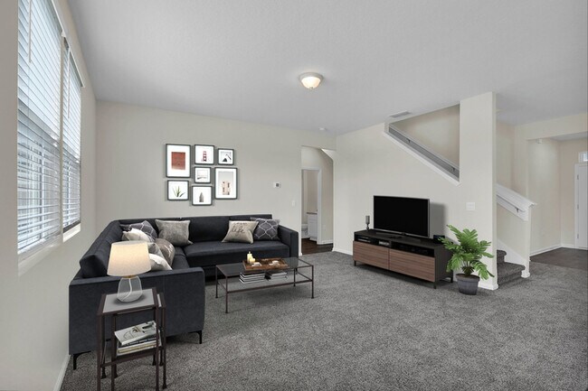 Building Photo - 116 Jarama Cir