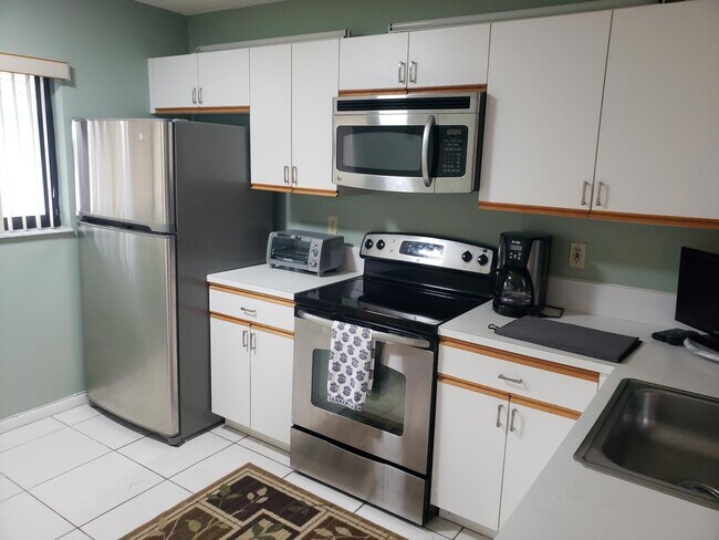 Foto del edificio - 15011 Ashland Cir