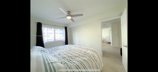 Building Photo - 2600 Collins Ave