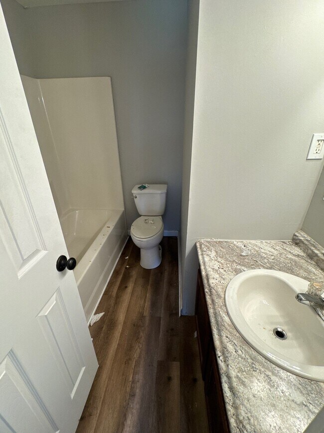 Foto del edificio - 2 N Monroe Ave