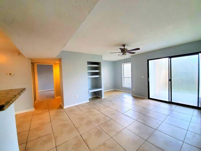 Foto del edificio - 455 Alt 19