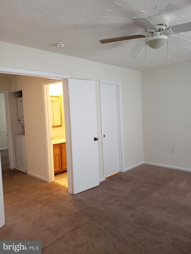 Building Photo - 3110 Gideon Ct
