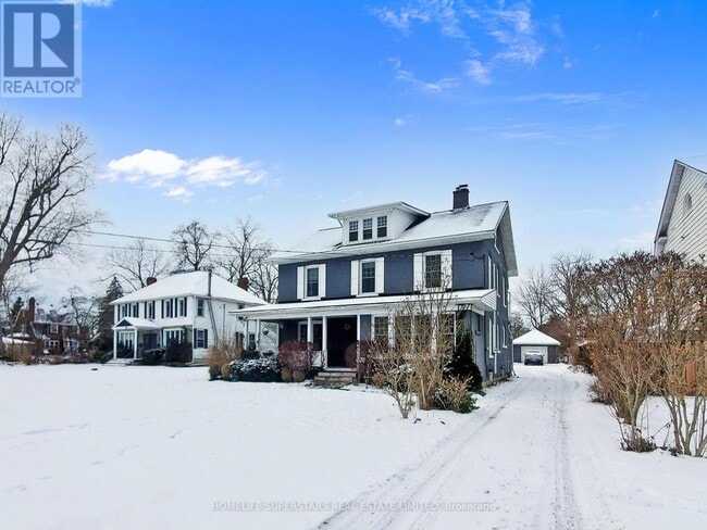 Building Photo - 535 Niagara Blvd