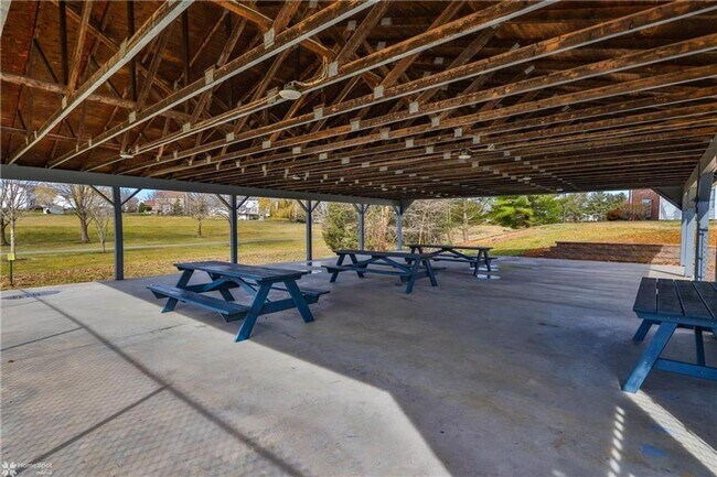 Foto del edificio - Beautiful 2 Bedroom Condo for Rent