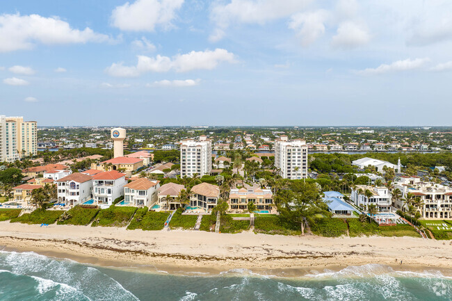 Building Photo - Highland Beach Club