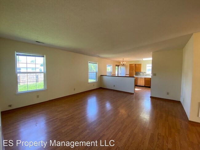 Building Photo - 3 br, 2 bath House - 7396 Grandview Dr.