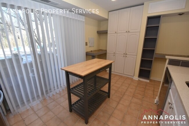 Foto del edificio - 2008 Quay Village Ct