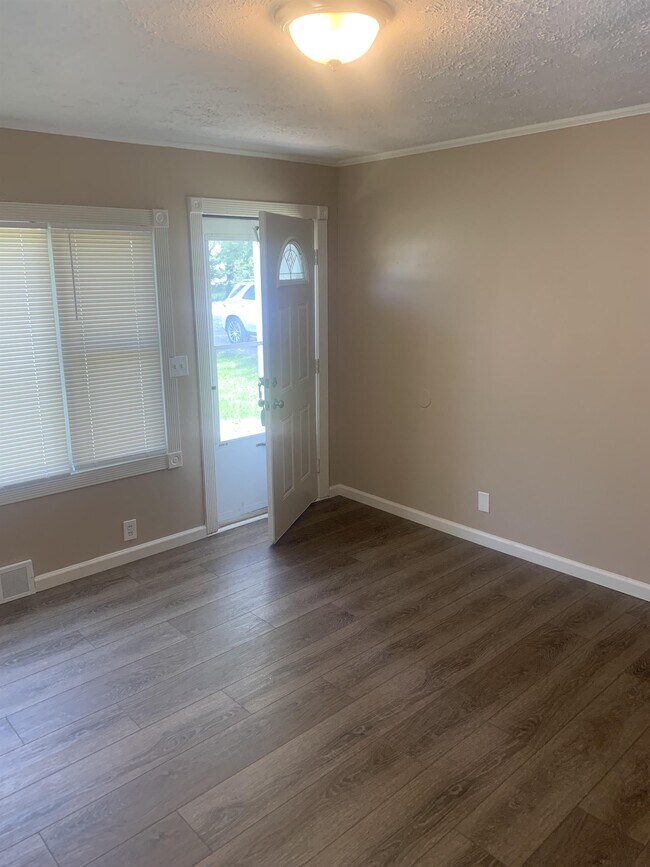 Foto del edificio - 4152 N 61st St