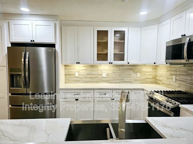 Foto del edificio - 15457 Oakstone Dr