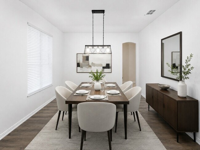 Foto del edificio - 1114 Hidden Creek Dr