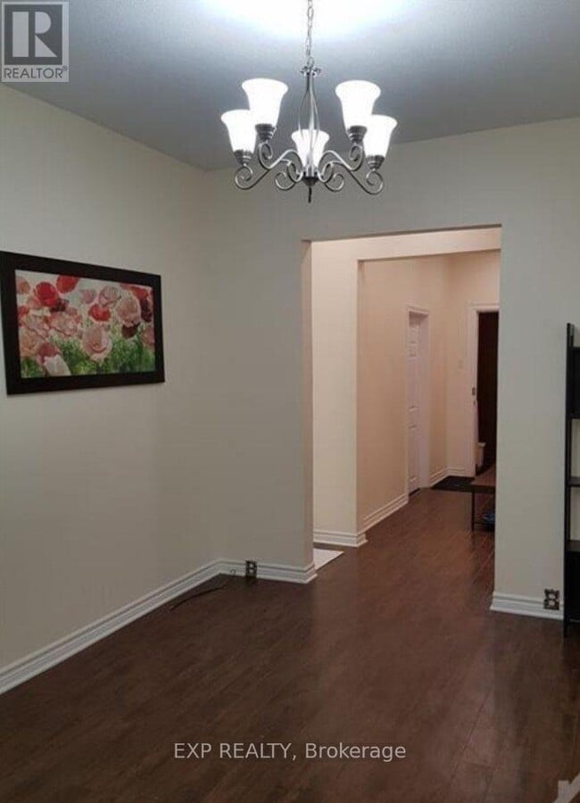 Building Photo - 268 Flora St