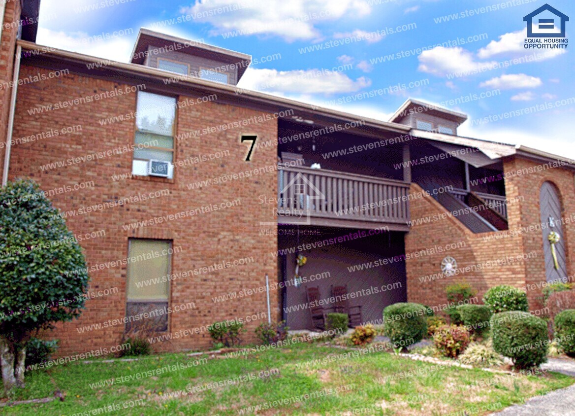 419 Oriole Dr Room for Rent in McMinnville, TN