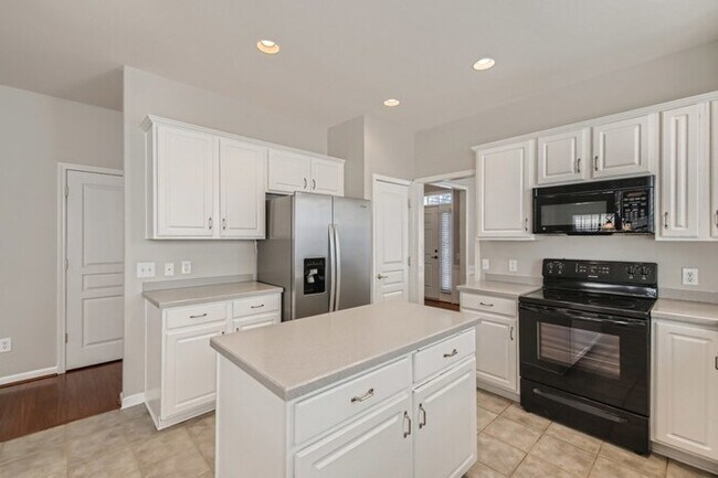 Building Photo - 8433 Darcy Hopkins Drive, Charlotte, NC, 2...