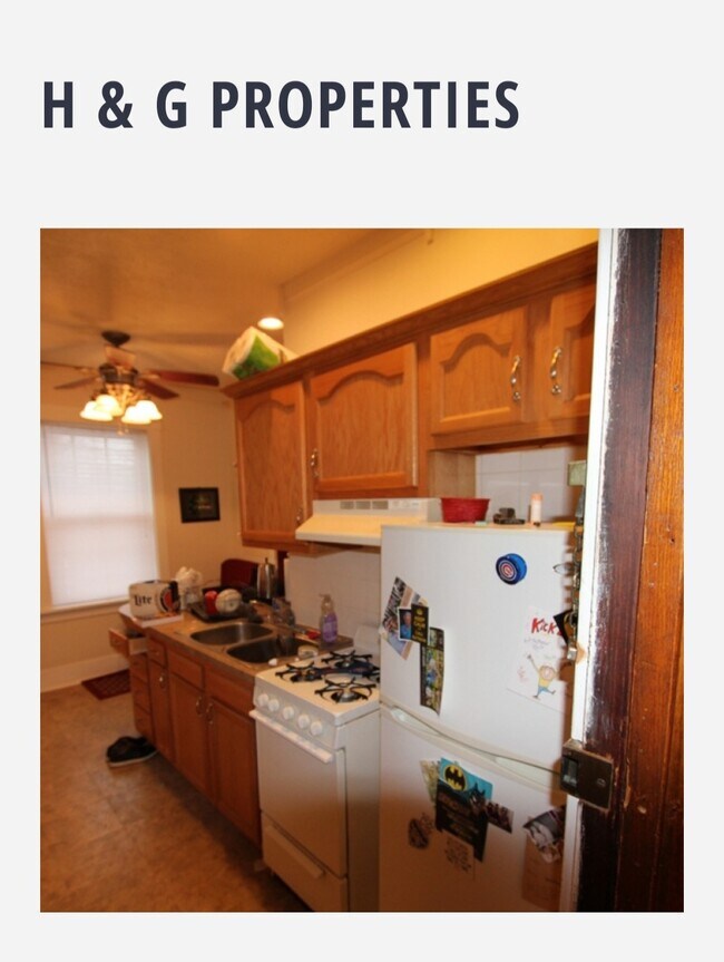 Kitchen - 1019 N Perry St