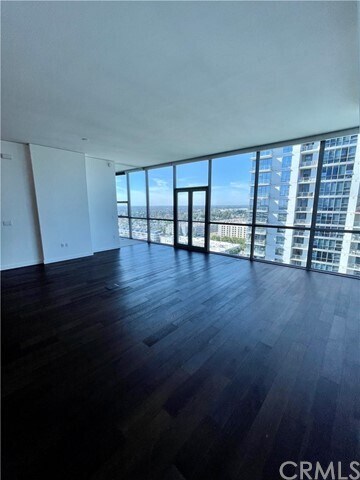 Building Photo - 9 MacArthur Pl