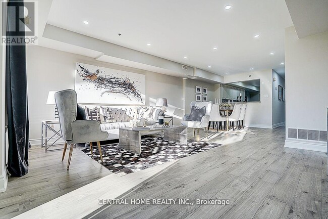 Building Photo - 988 Sheppard Ave W