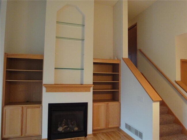Foto del edificio - 4770 Underwood Ln N