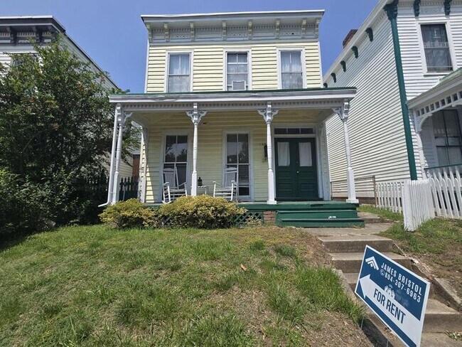 Foto del edificio - 126 S Laurel St