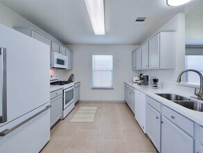 Building Photo - 19022 Yellow Thrush Dr