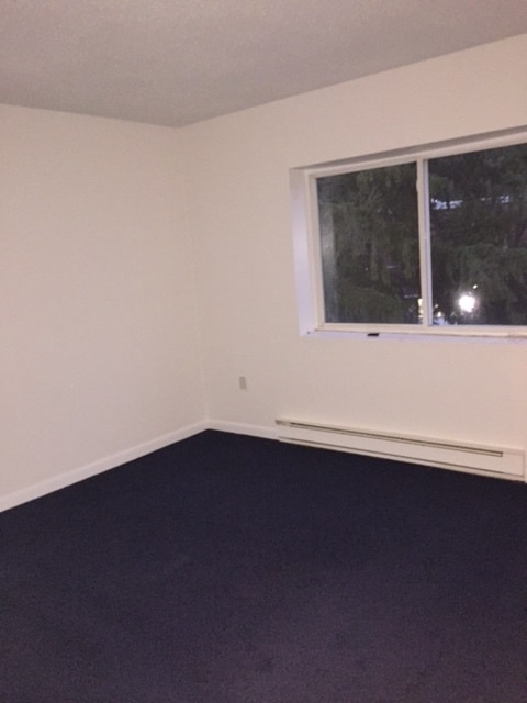 Building Photo - 2110 Phillips Rd