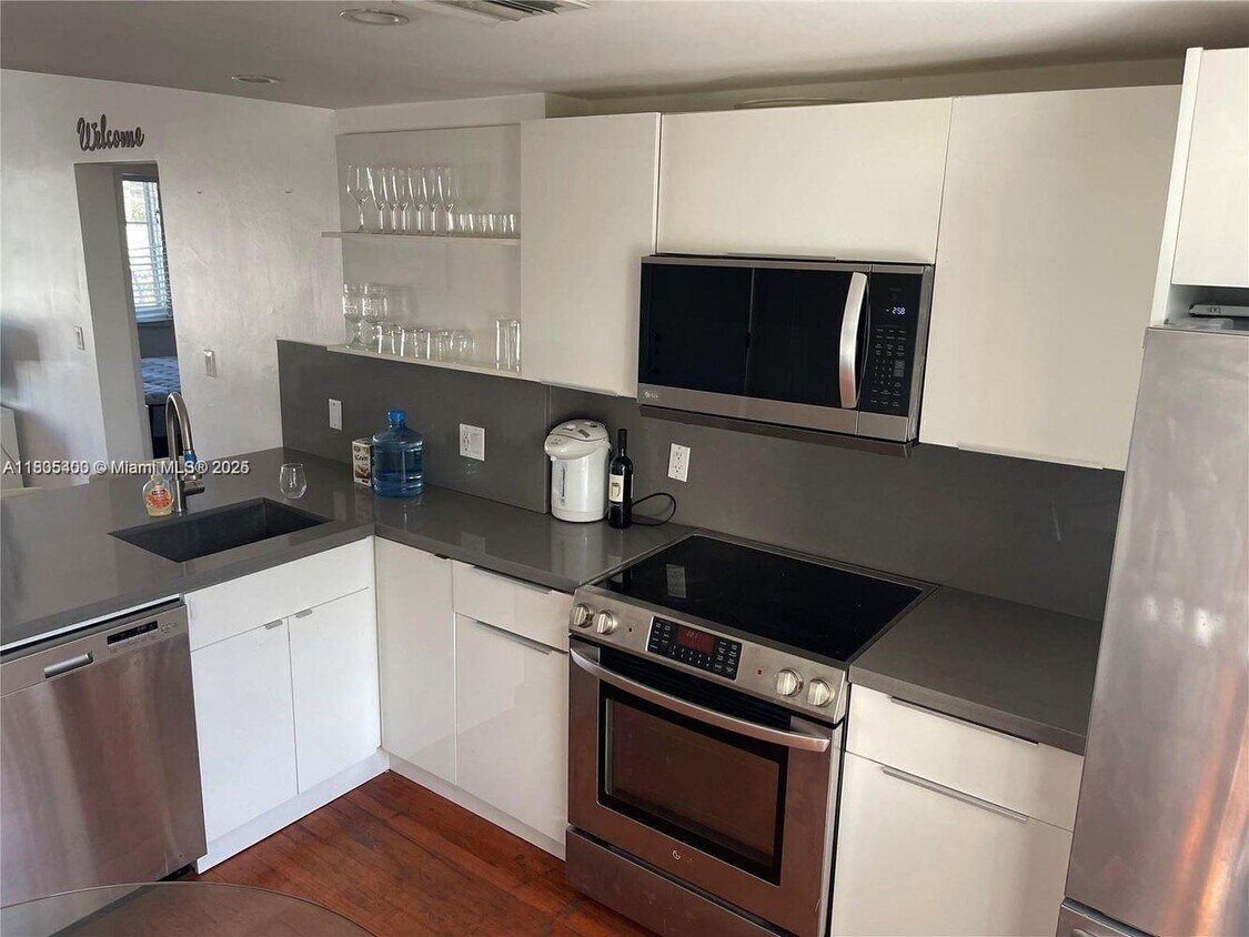 Foto principal - 4010 Meridian Ave