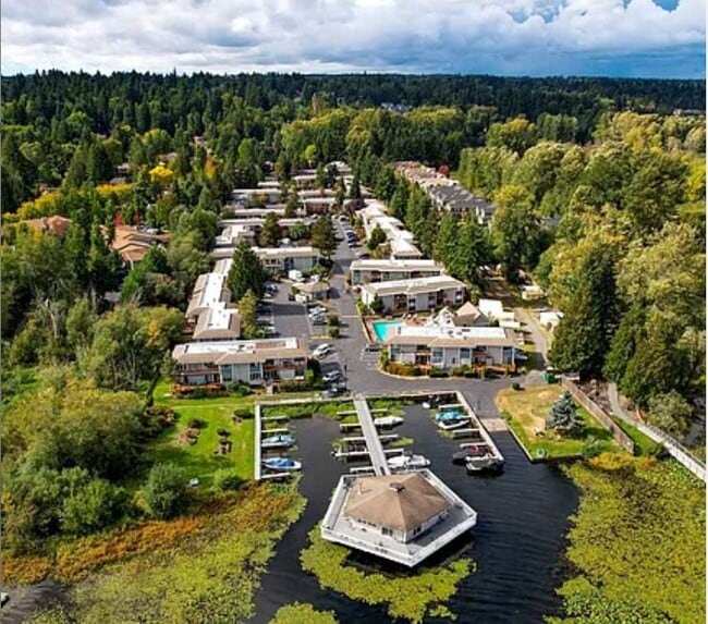 17208 NE 45th St Unit 72, Redmond, WA 98052 Condo for Rent in Redmond