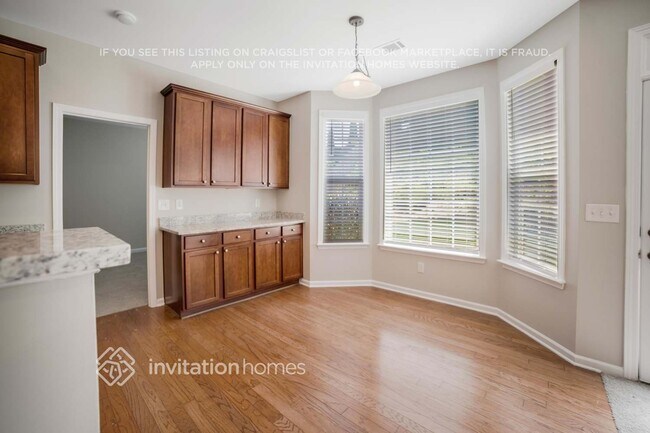 Foto del edificio - 3128 Yelton Ln