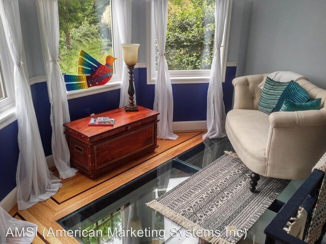 Foto del edificio - 2 br, 1 bath House - 2372 Vallejo Street
