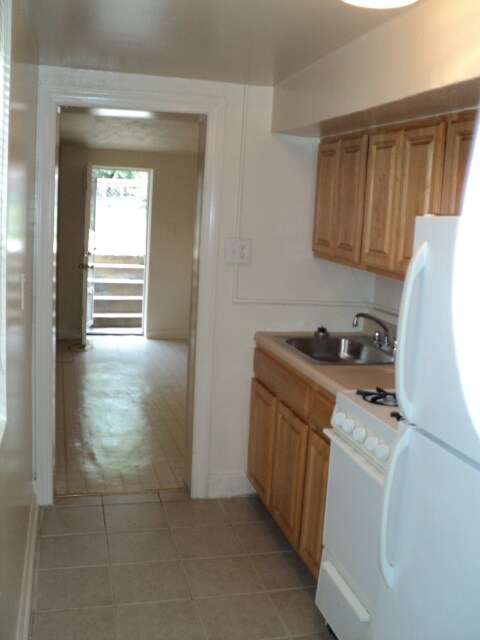 Foto del edificio - 4601 Blaine St NE