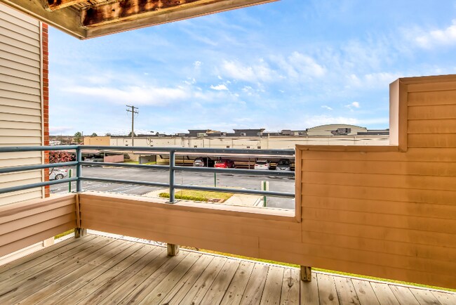 Building Photo - 14030 Lakeside Blvd N