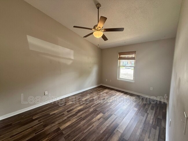 Building Photo - 4198 Highgate Ct