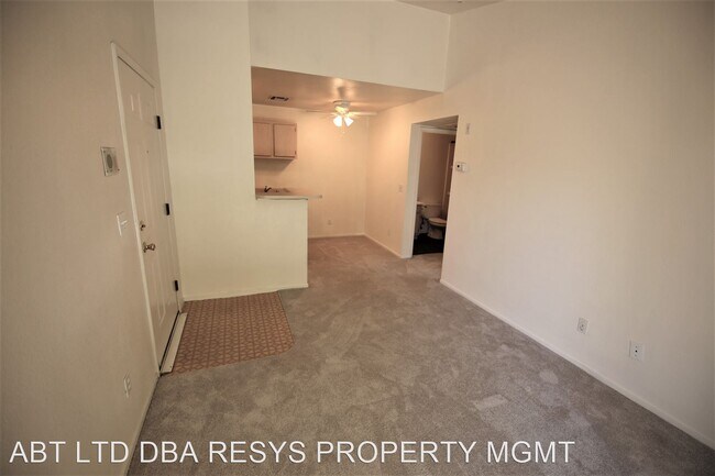 Building Photo - 1 br, 1 bath House - 5171 LINDELL ROAD #208