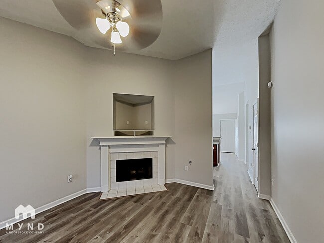 Foto del edificio - 5612 Kaitlyn Dr W