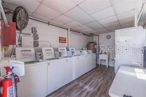 Foto del edificio - 10365 Paradise Blvd