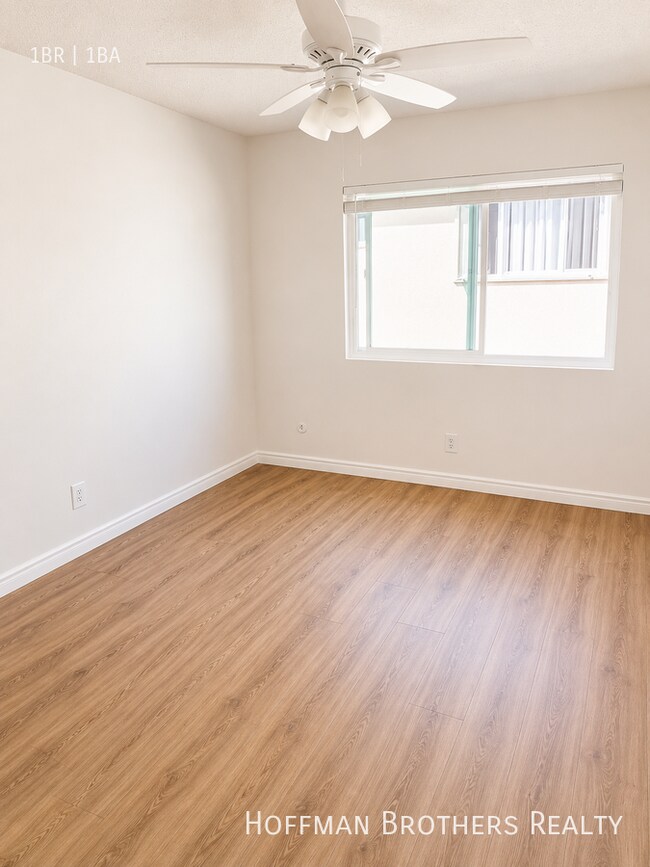 Foto del edificio - 325 N Howard St