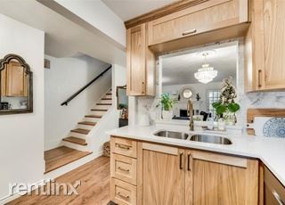 Foto del edificio - 1389 Roaring Springs Rd