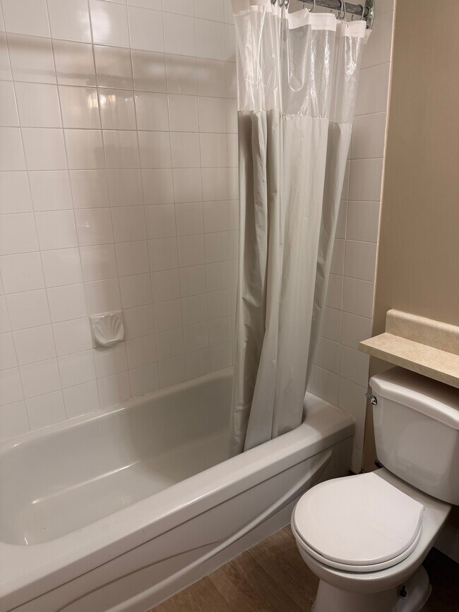 Photo du bâtiment - 330 on 25th