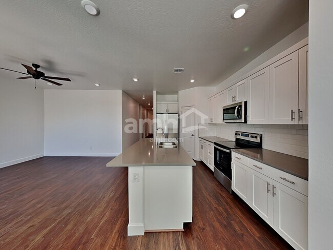 Foto del edificio - 17175 W Townley Ave