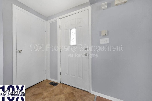 Foto del edificio - 3069 Rotunda Ct S